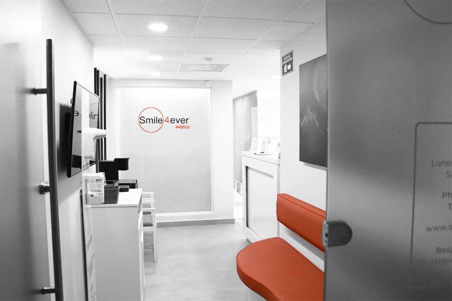 Reception area of a top-rated dental care clinic in Tijuana